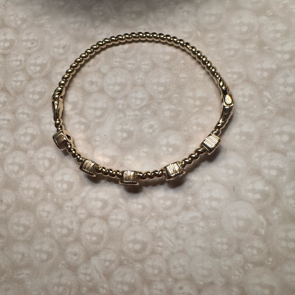 Elegant Gold Beaded Bracelet